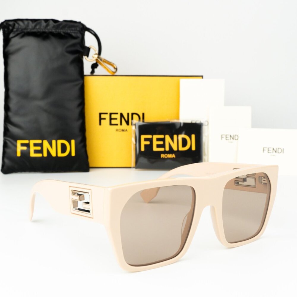 Fendi Women Sunglasses Khaki Brown Square FE40124I BAGUETTE 57E BRAND NEW